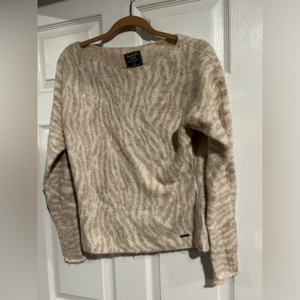 ☘️ Buy 1 get 1 free Abercrombie‎ & Fitch  sweater